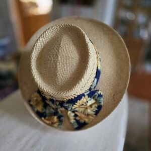 Hatlanta straw hat